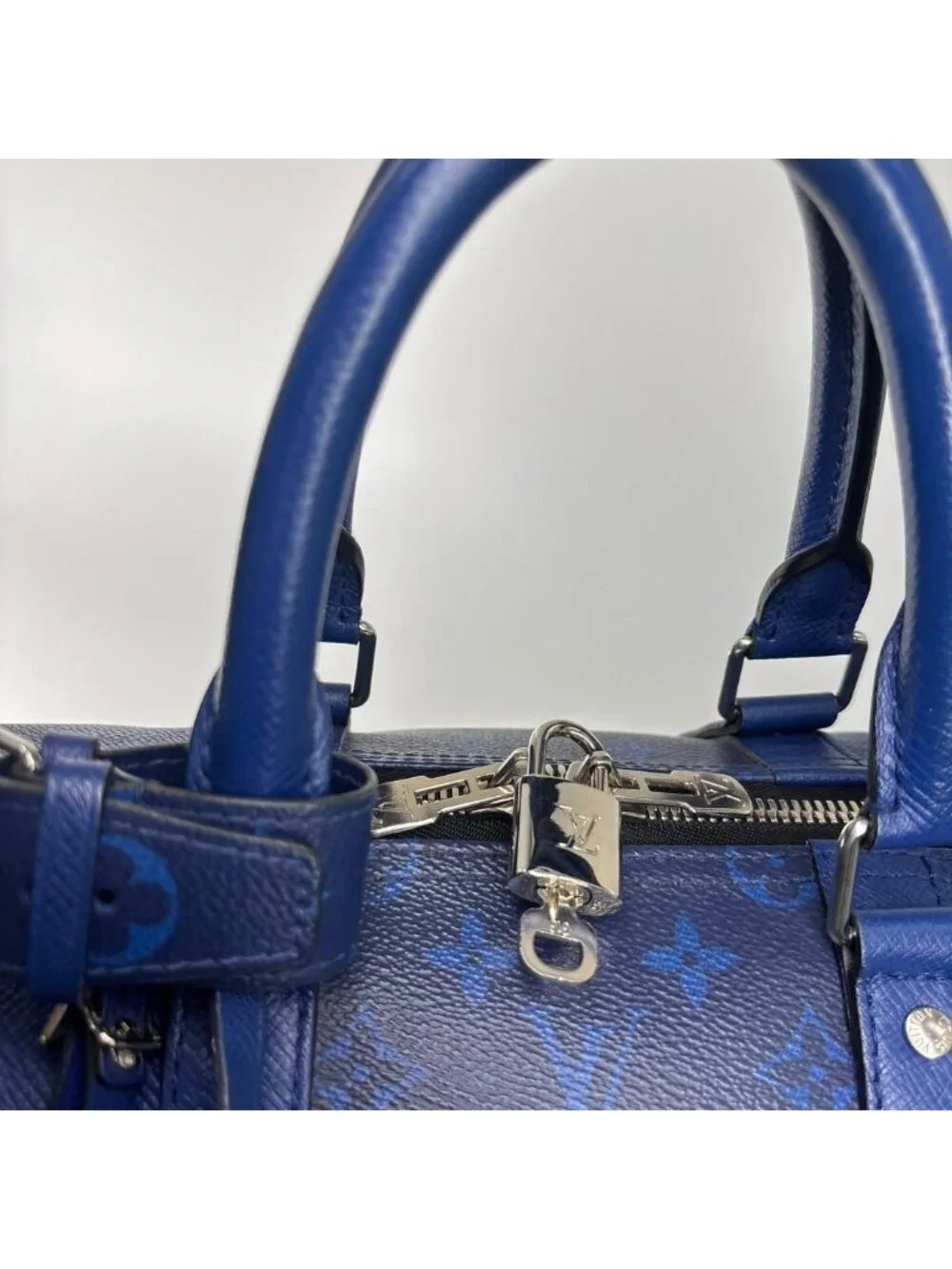 Louis Vuitton Taigarama Keepall Bandouliere 50 Boston